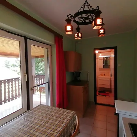 Semesterbostad Romantisches Ferienhaeuschen In Den Weinbergen Von Mit Schoener Aussicht